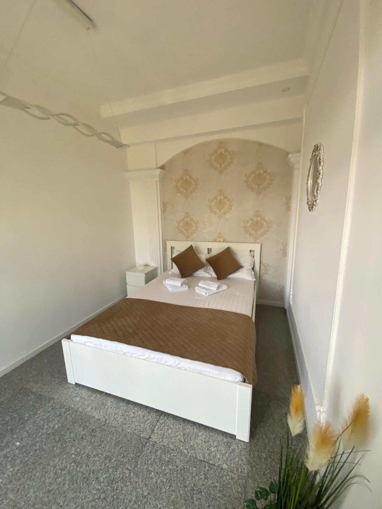 Ami Residence Bucharest Airport&Therme&Parking 오토페니 외부 사진